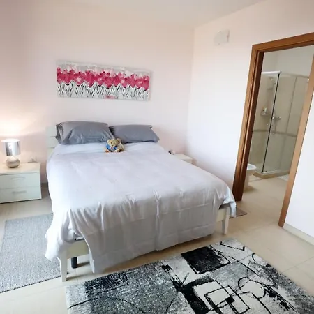 Hébergement de vacances Immaculate Large House With Panoramic Views Casarano